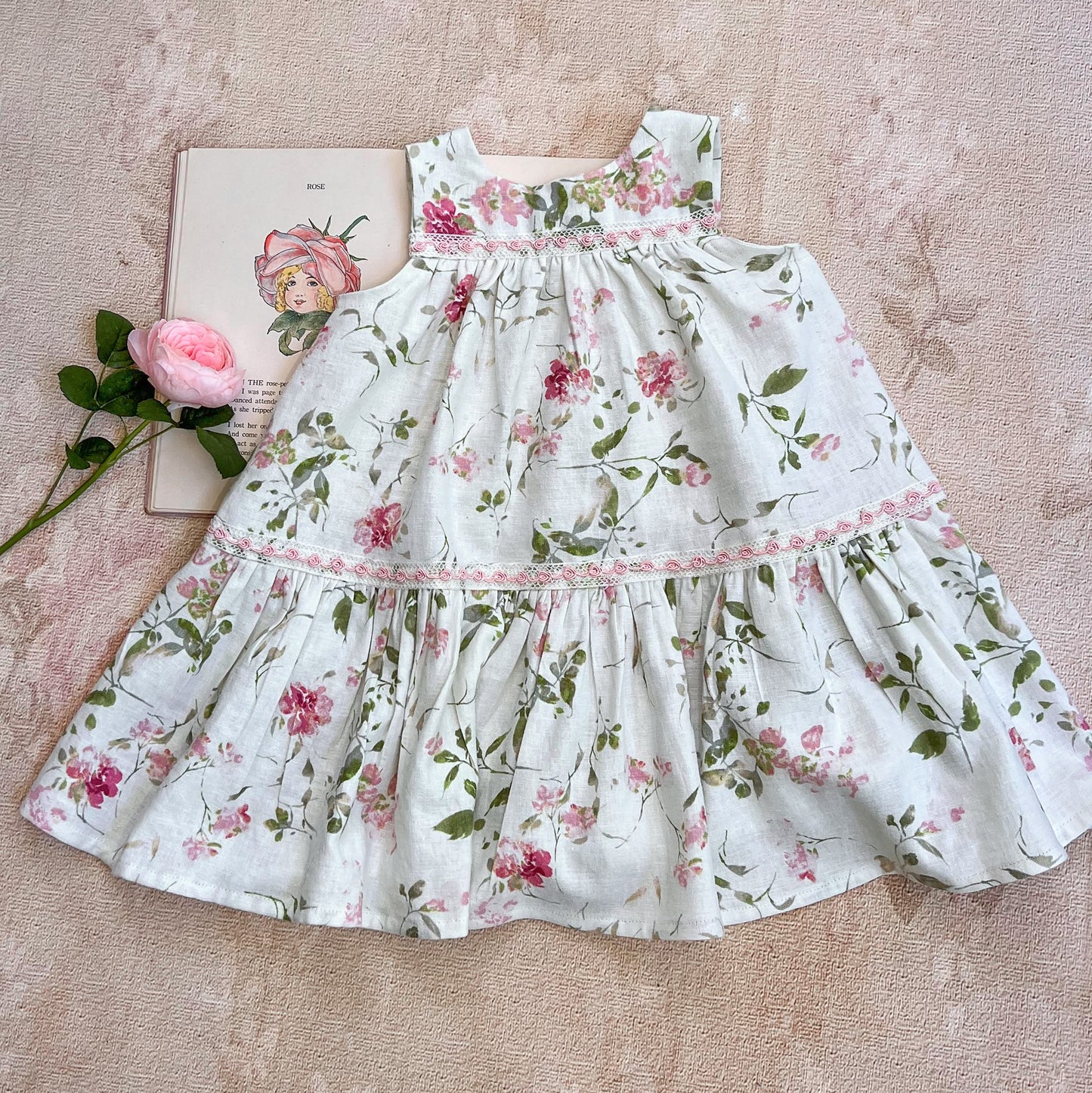 Girls size 3T pretty soft pink and cream summer dress with vintage lace, sleeveless. Cotton/Linen. Free Shipping.