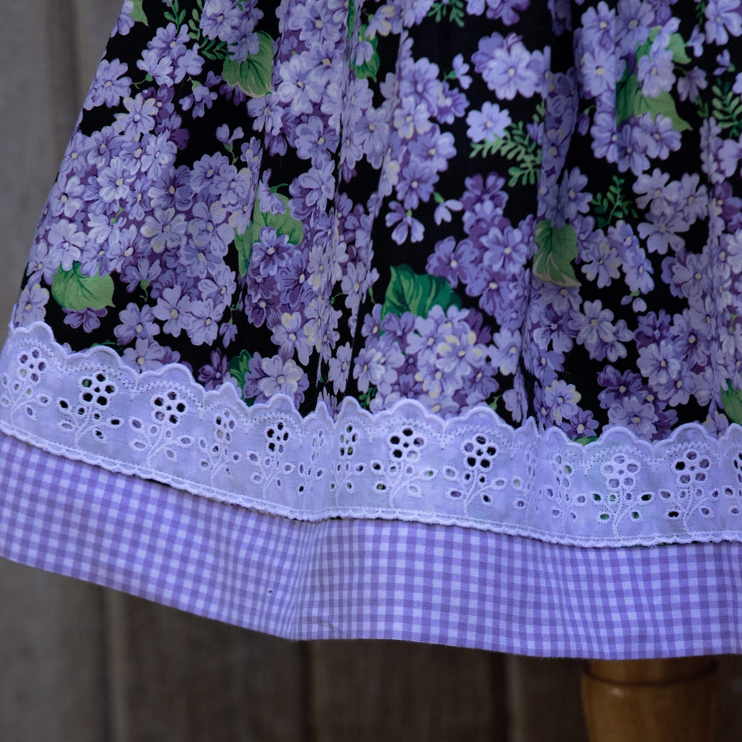 Sweet purple floral and gingham dress size 5T with lace trim